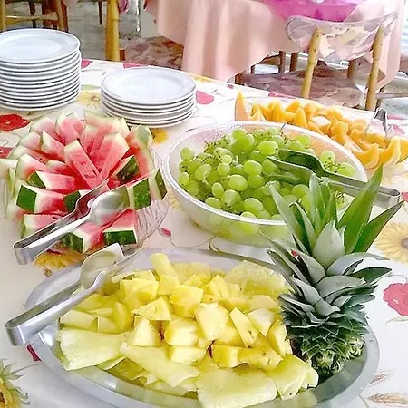 Ξενοδοχείο Anny 2*